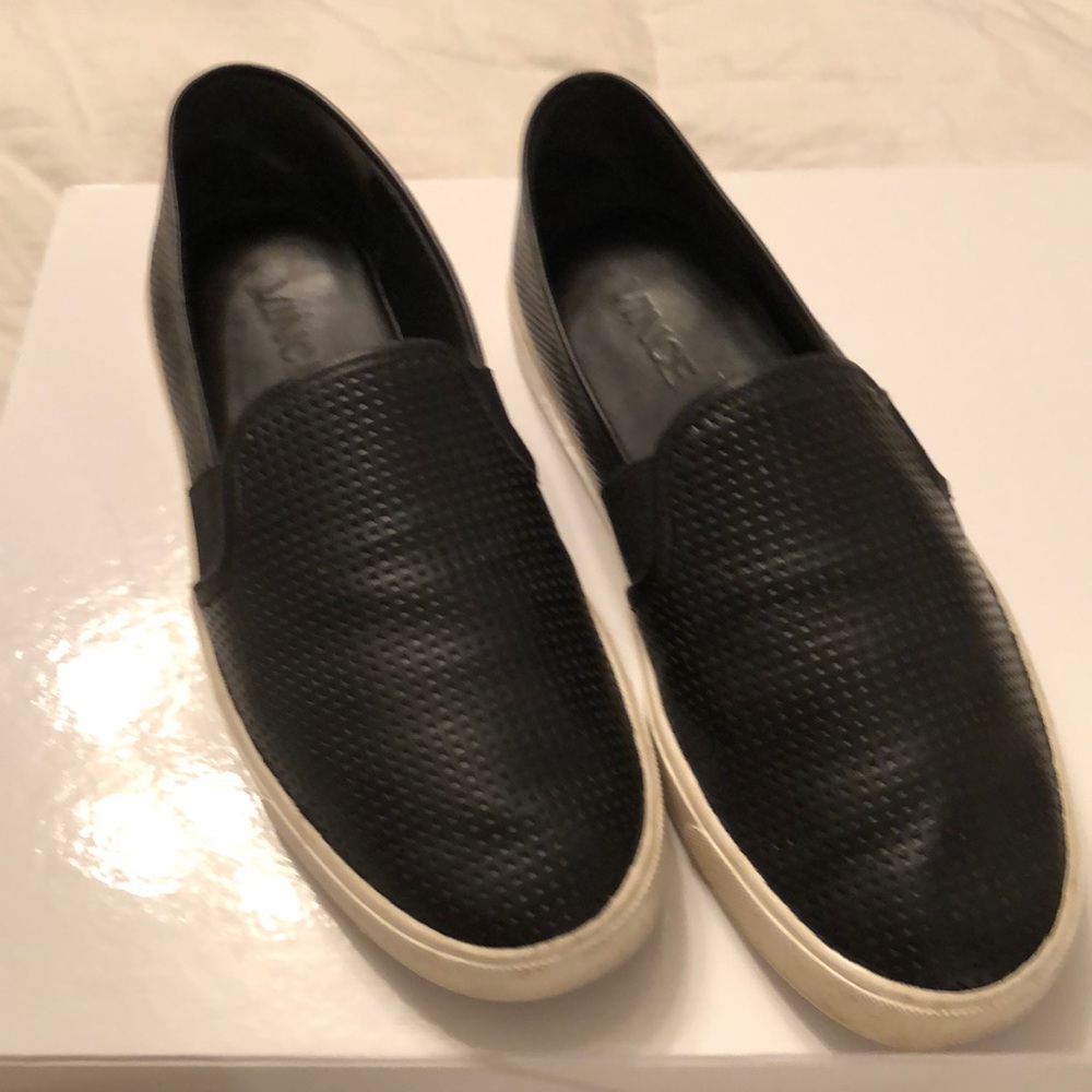 Vince Blair Sneaker Size 7 Medium
